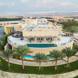 Superior Garden or Pool View
